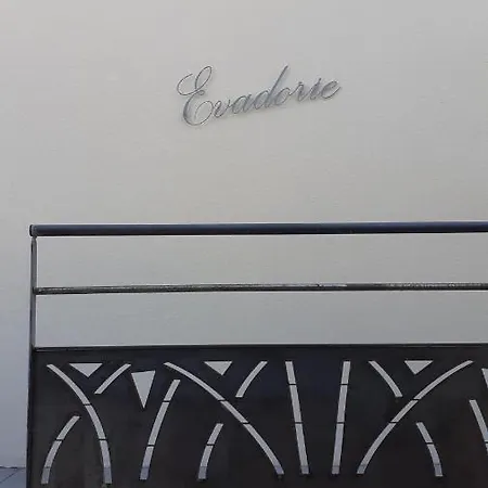 Evadorie Holiday home Le Barroux